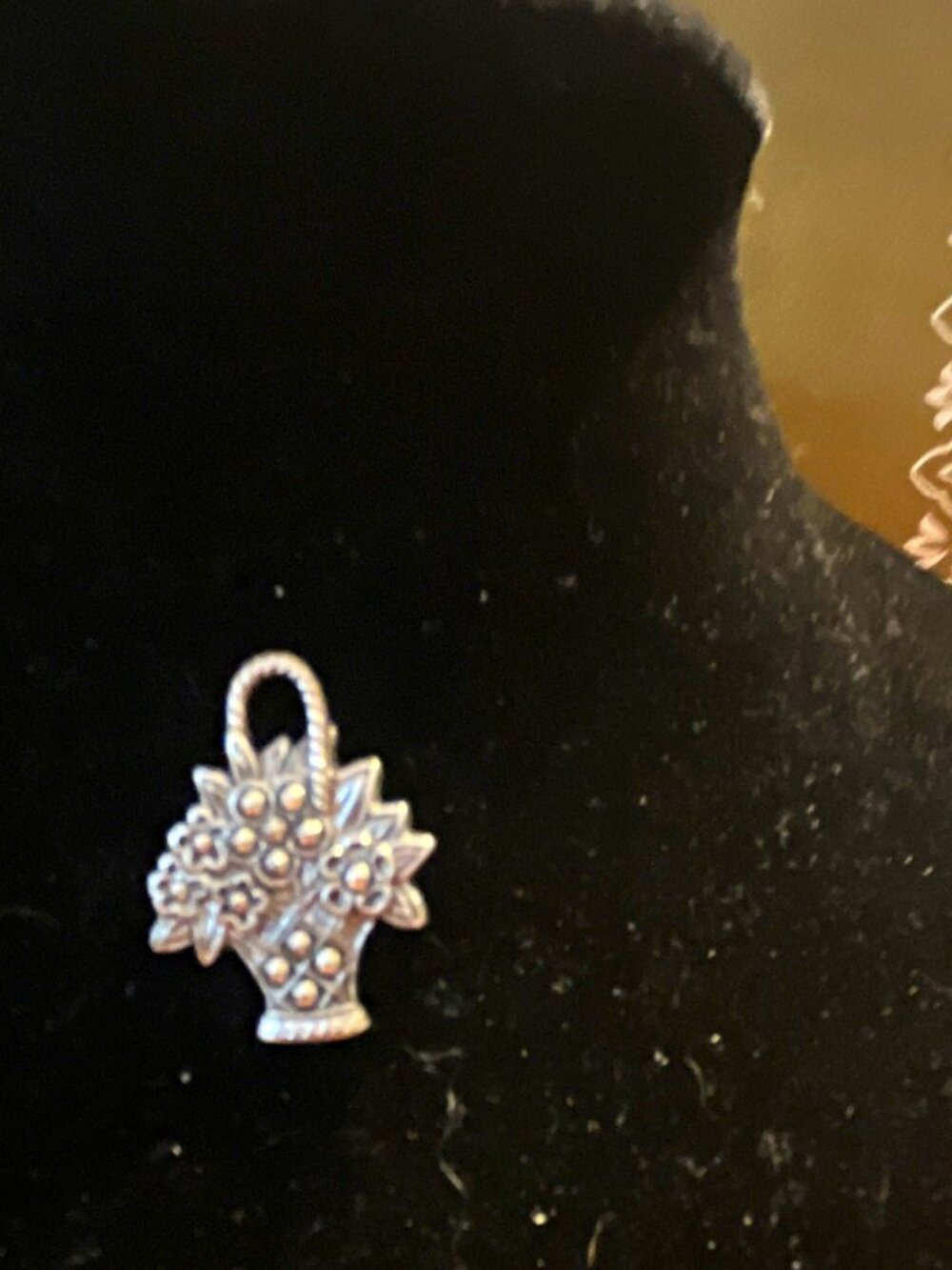 Vintage Avon -Silver-Tone Basket Flower Brooch Pin Metal No Stone Signed
